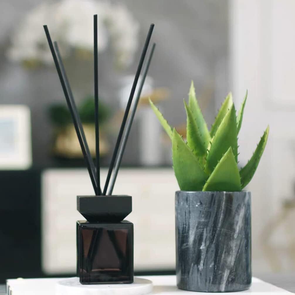 Lurrose Rattan Aromatherapy Diffuser Set with Wooden Lid