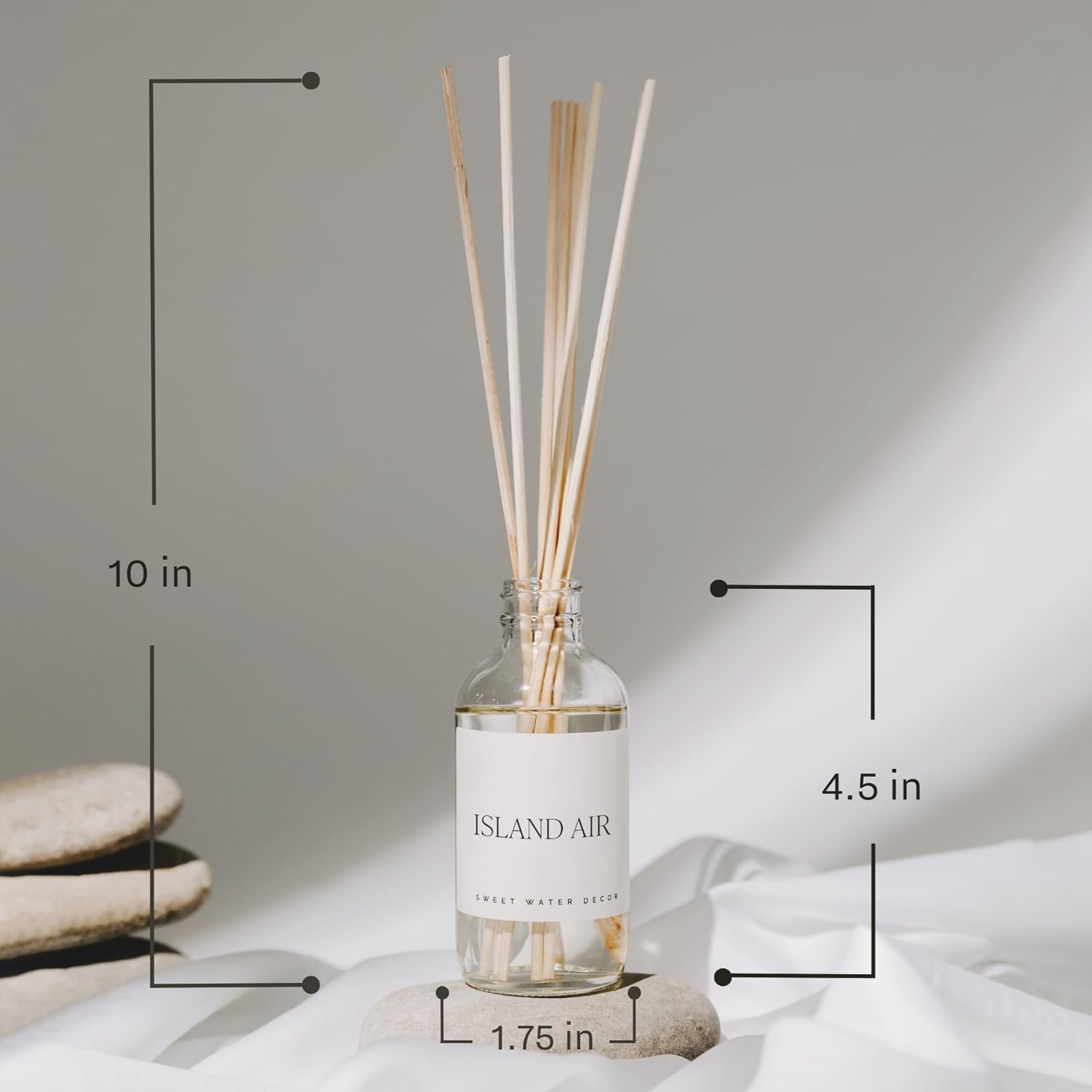 Sweet Water Decor Christmas Reed Diffuser Set