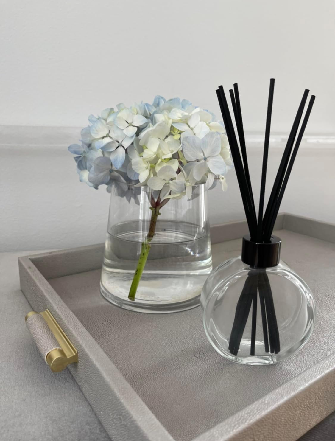 Altoona Reed Diffuser Set 5oz Scented Oil Black White Gift Box Grapefruit
