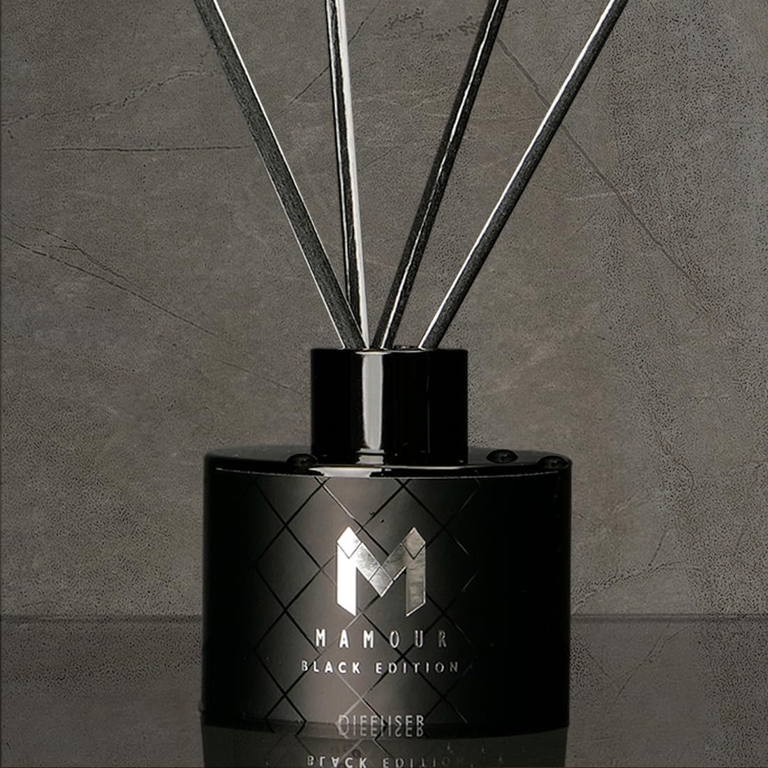 MARIEUS MAMOUR Oil Diffuser Set with Bamboo Sticks