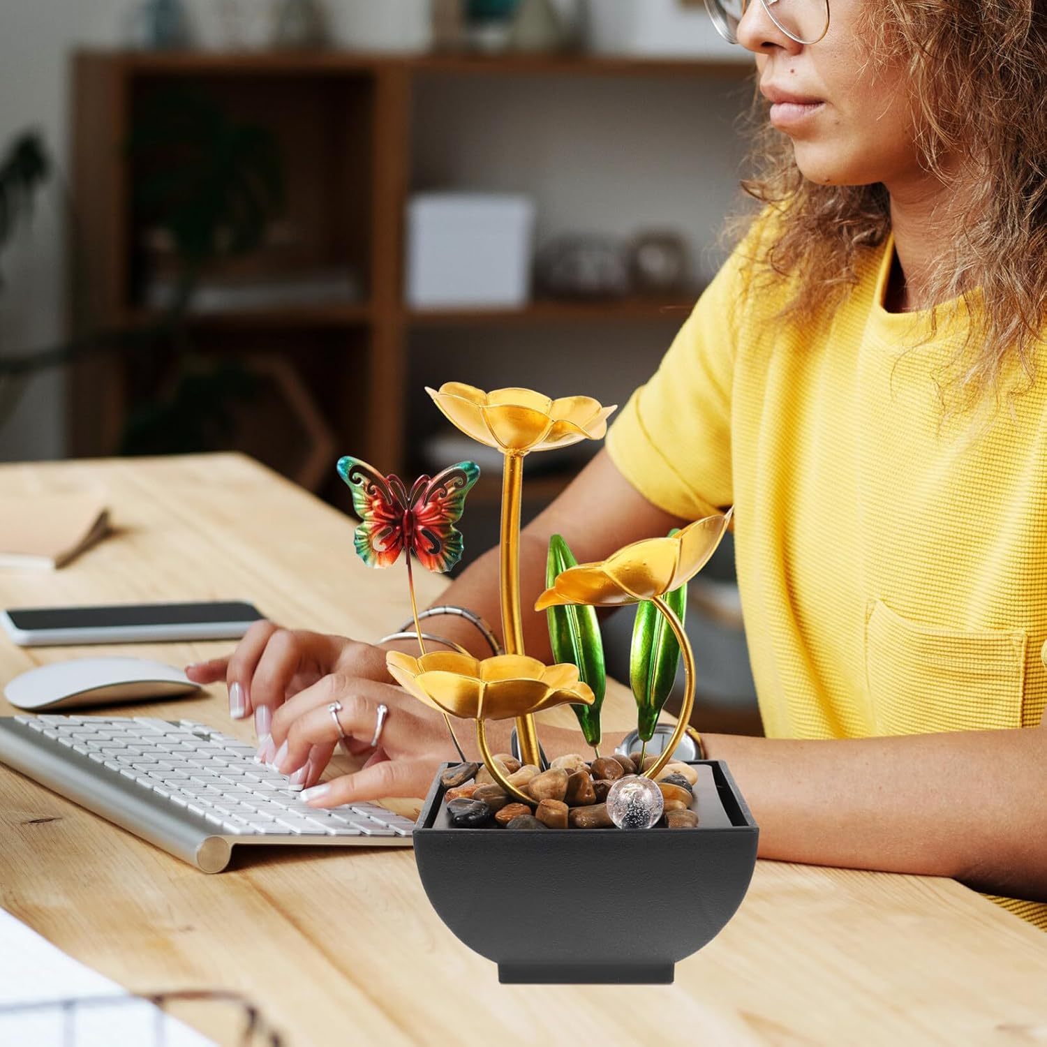 Unomor Tabletop Fountain Waterfall Ornament Elegant Indoor Water Feature USB Powered for Office Decor