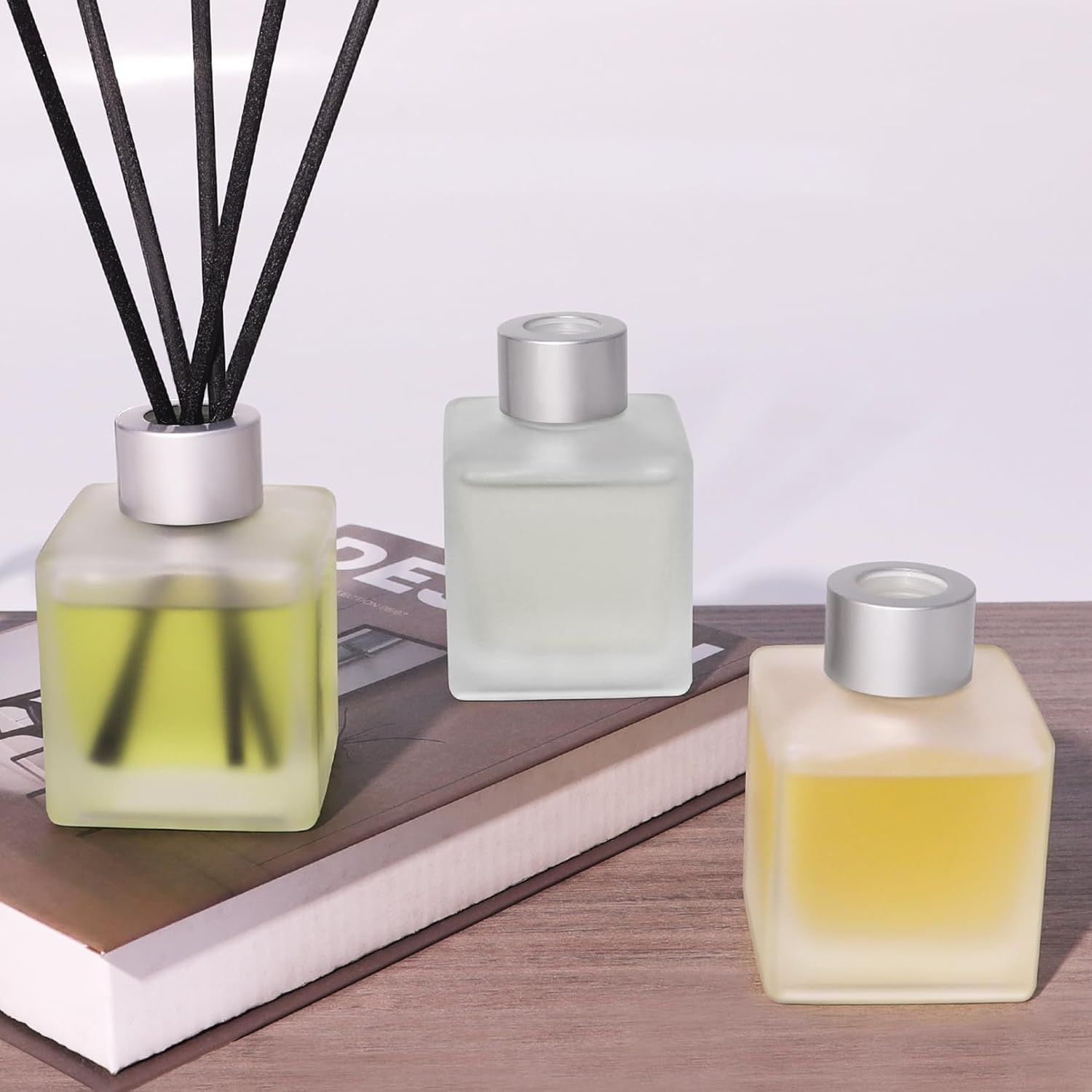 Aeeteek 3-Pack Reed Diffuser Set with 50ml Essential Oils and 15 Sticks