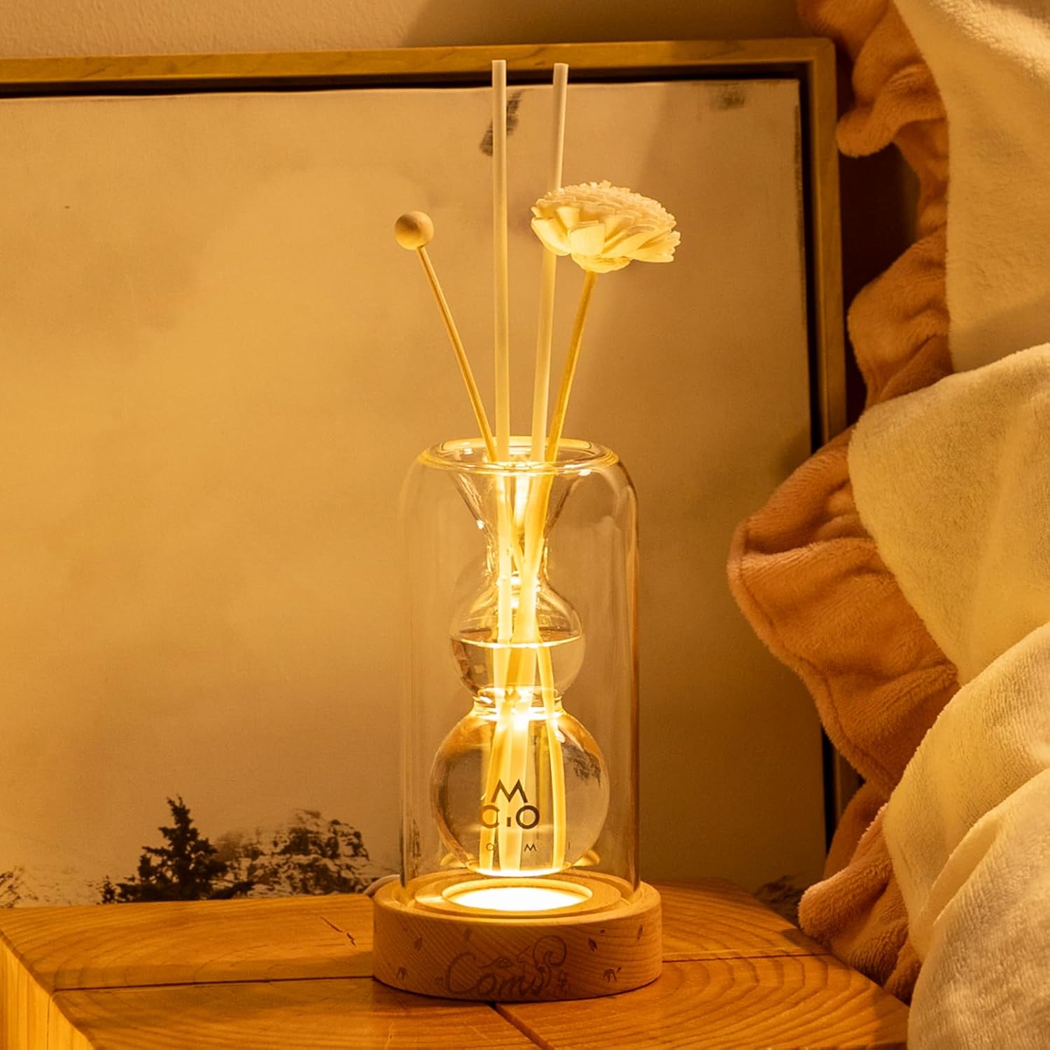 COMI Glass Reed Diffuser Bottle with 5 Sticks and Luminous Base