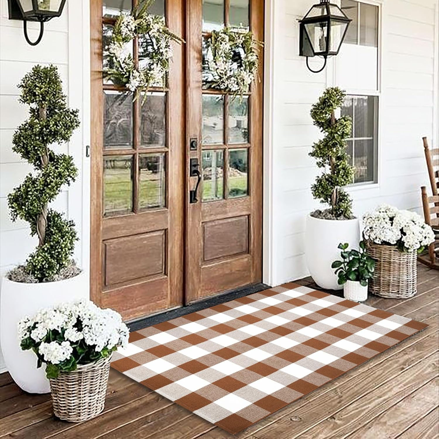 Homydecor Buffalo Plaid Outdoor Rug 28x43 Coffee and White Checkered Area Rug