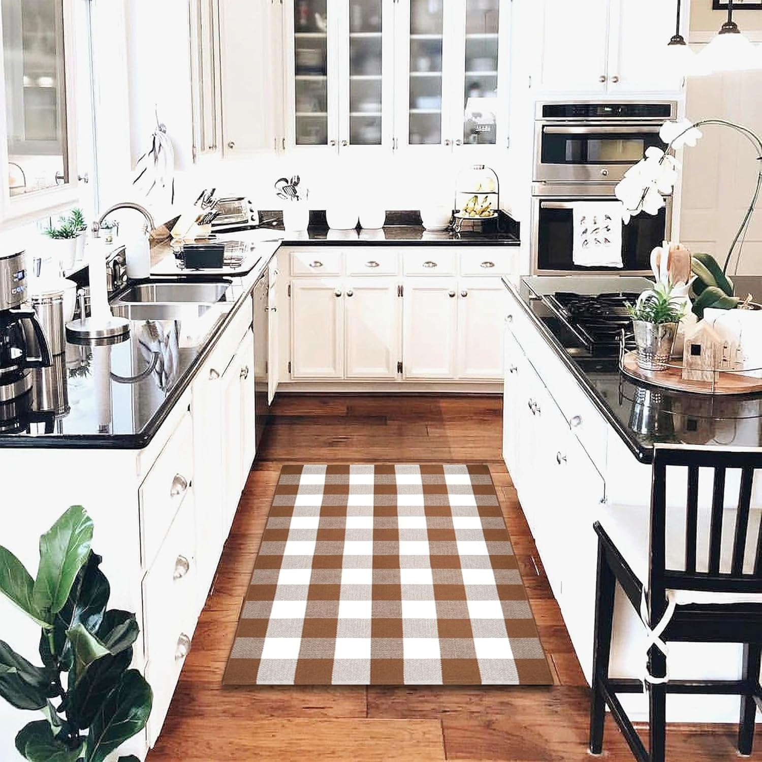 Homydecor Buffalo Plaid Outdoor Rug 28x43 Coffee and White Checkered Area Rug