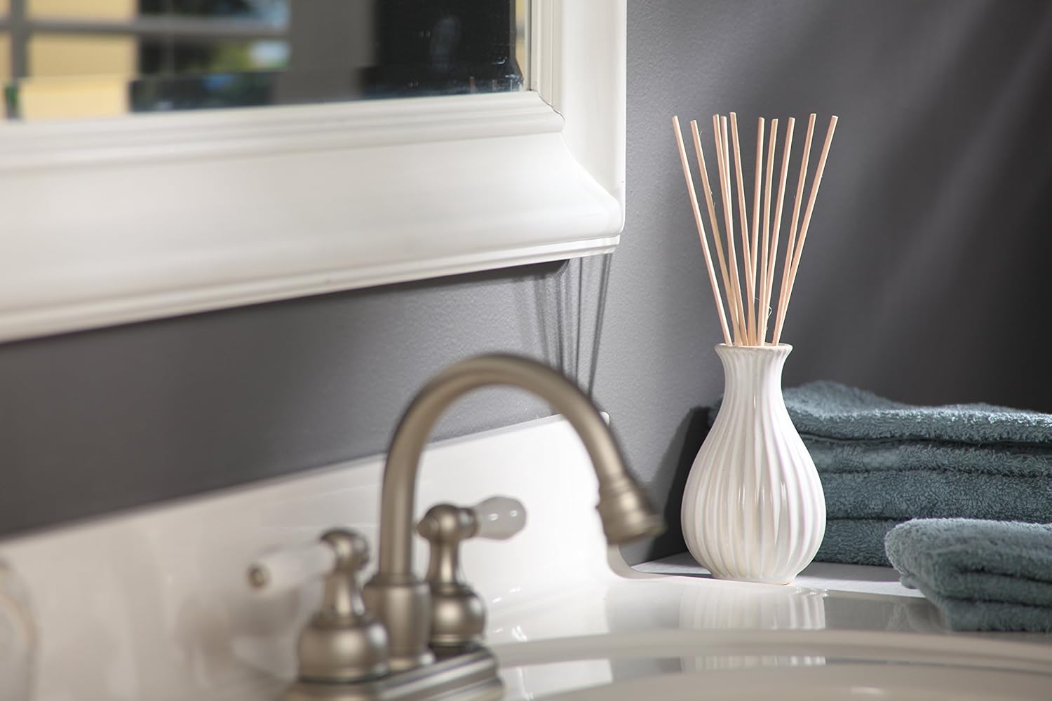 Hosley 108 Rattan Diffuser Reeds 7-Inch Aromatherapy Set