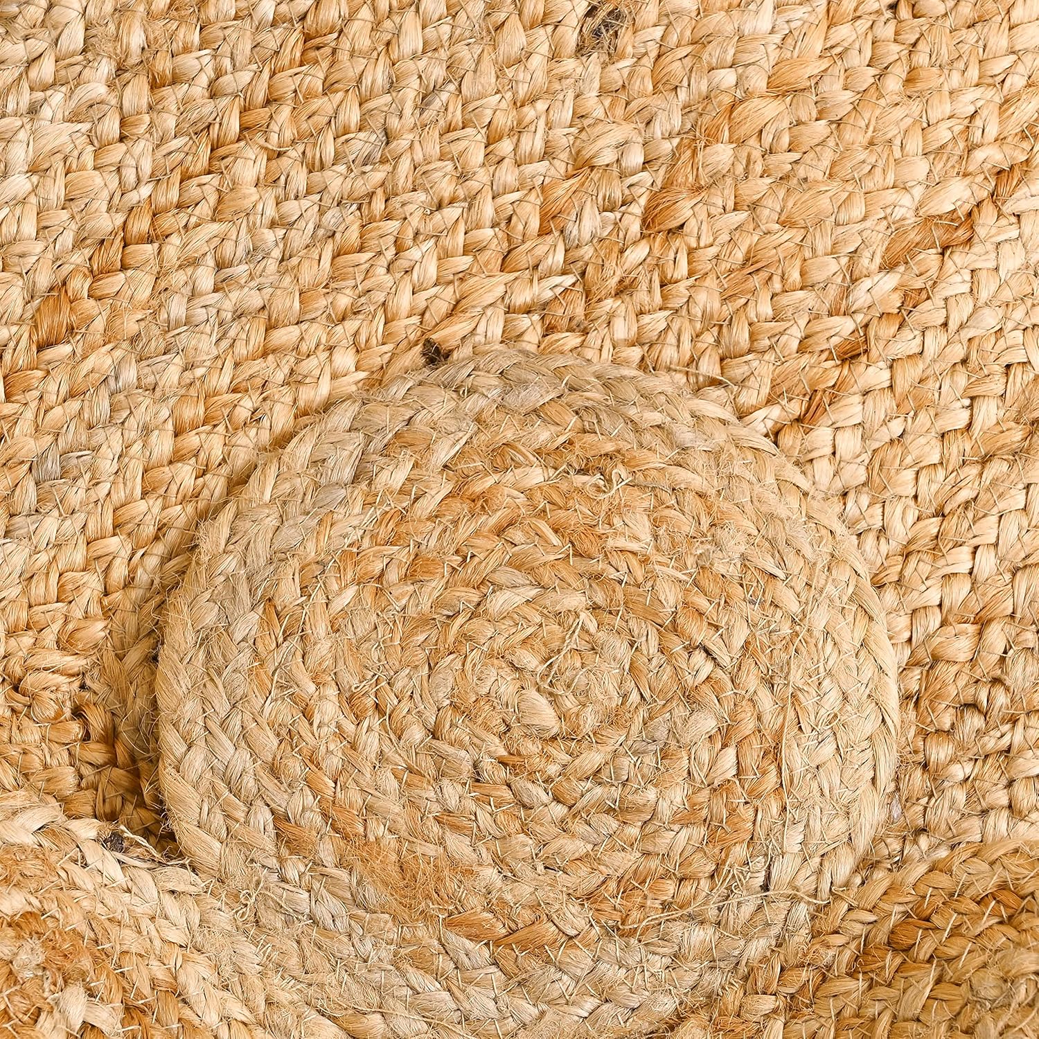 KLAVATE Scalloped Jute Area Rug 2x3 Feet